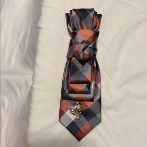 Stylish Checkered Tie in Black, Gray, and Orange